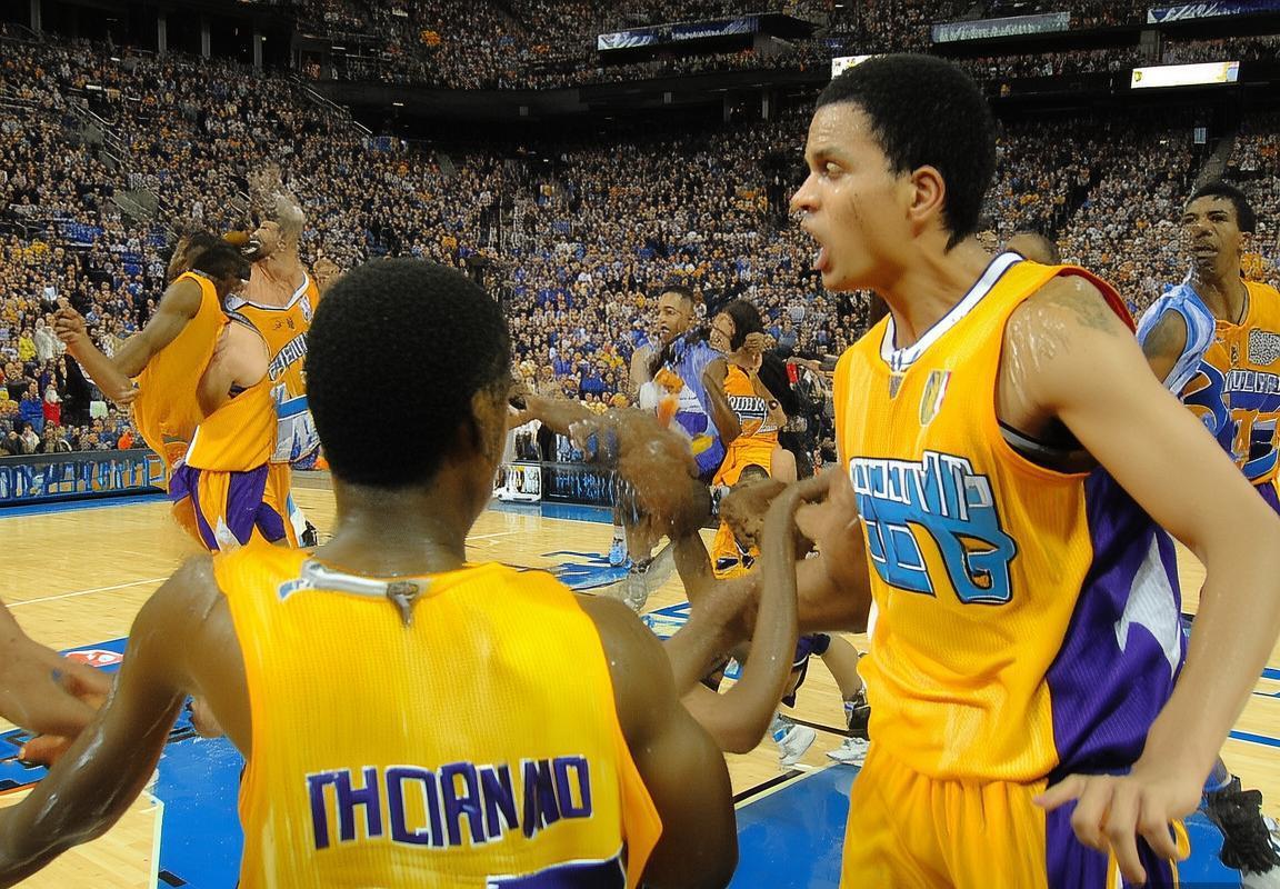 2009年NBA季后赛首轮:黄蜂对掘金经